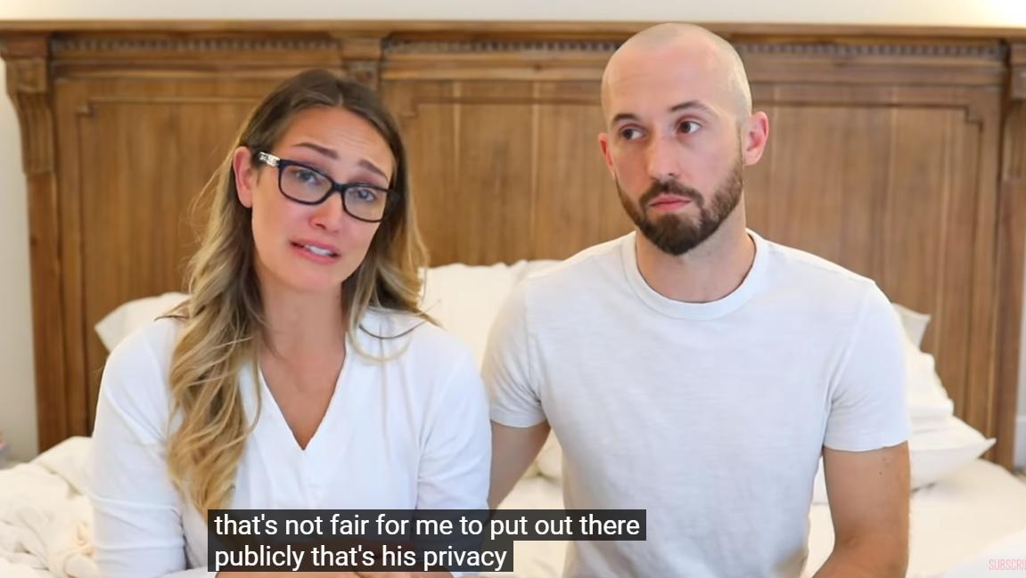 美国网红领养中国残障男孩，疯狂吸血赚钱后就无情抛弃？