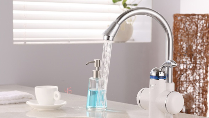 即热小厨宝与即热式水龙头哪个好,即热式水龙头和小厨宝哪个更好