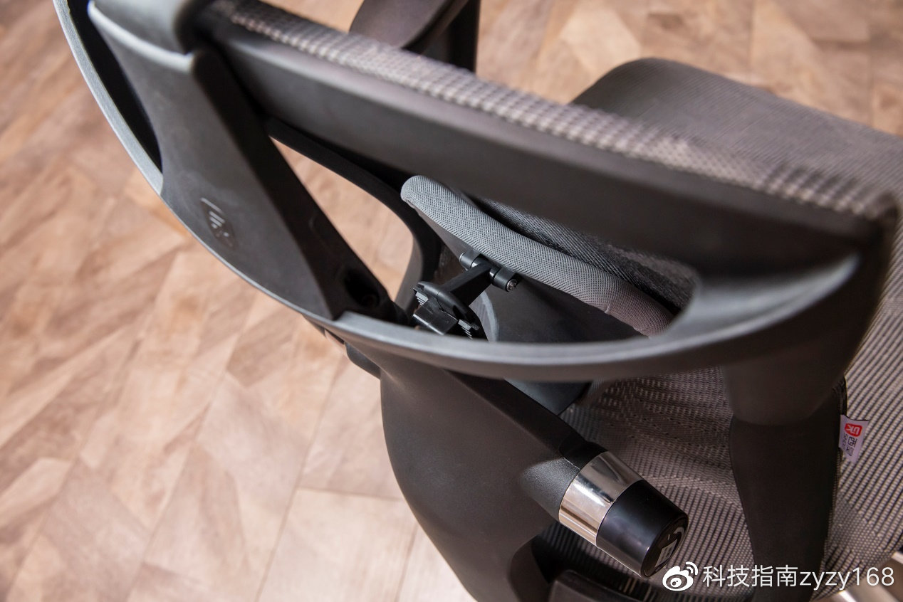 西昊人体工学椅v1和b7测评,评测西昊人体工学椅