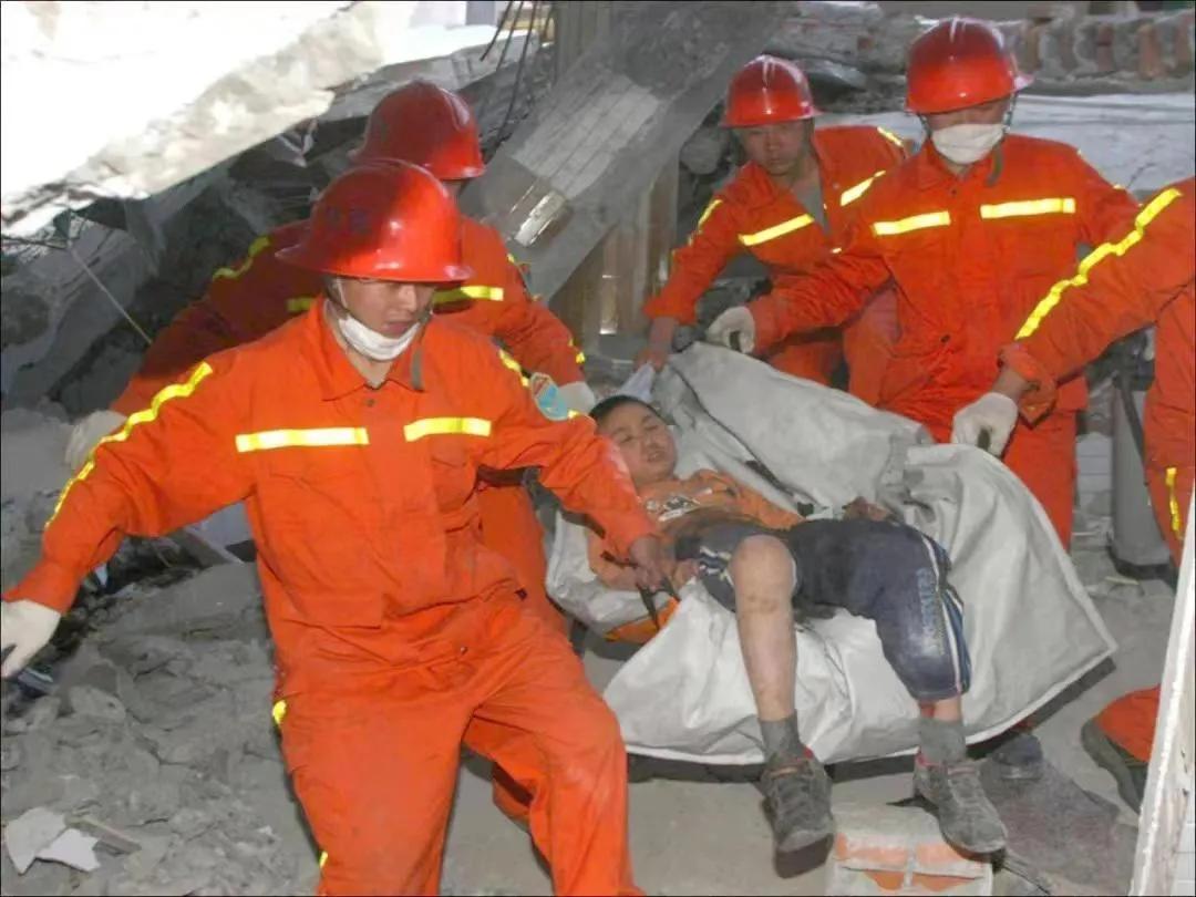 西安消防支队英模,消防英模先进人物