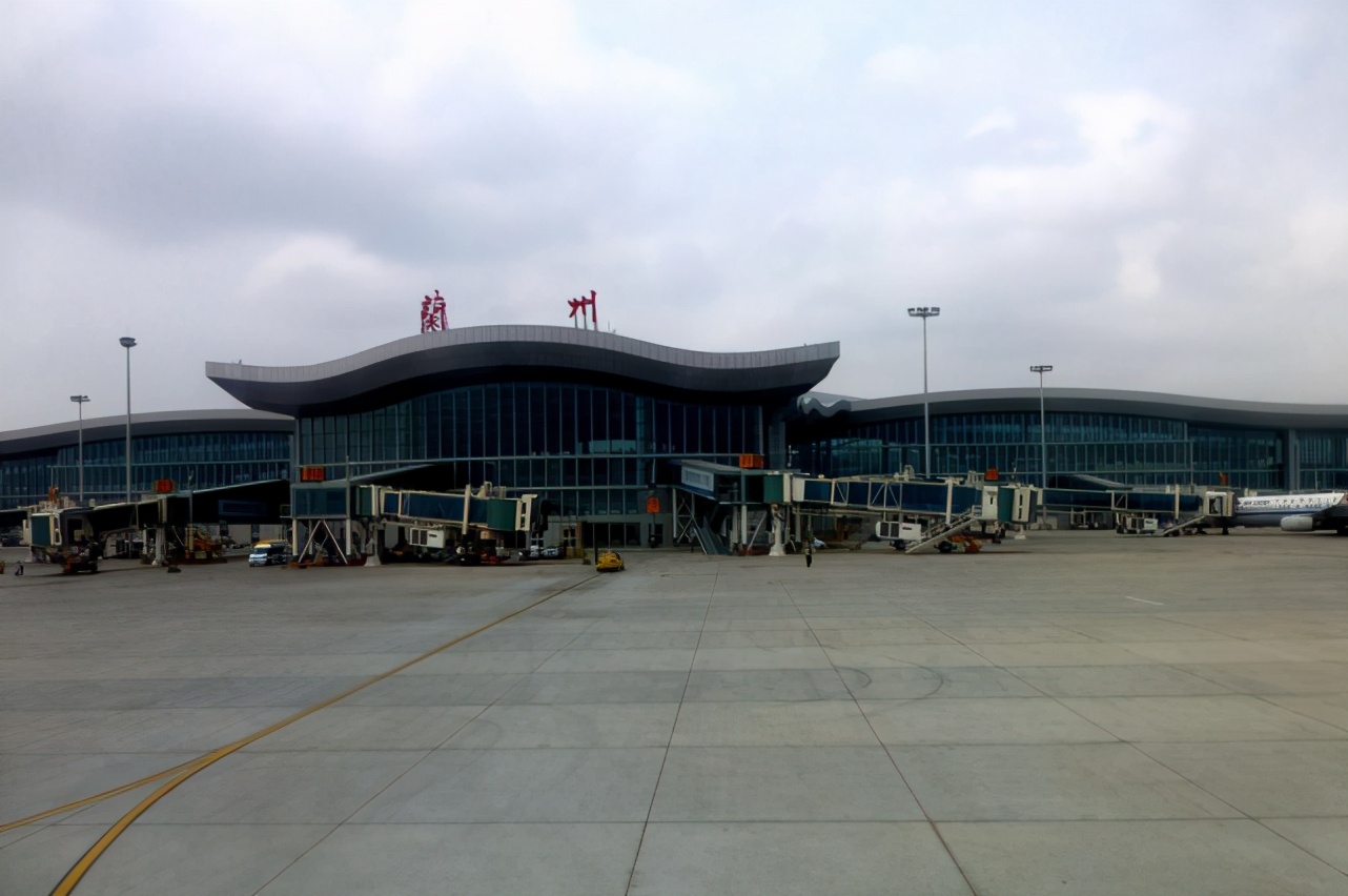 兰州中川机场高铁站离机场多远,兰州中川机场到中川高铁站有多远