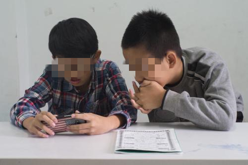 孩子偷看网站会有什么后果,孩子偷看网站会有什么症状