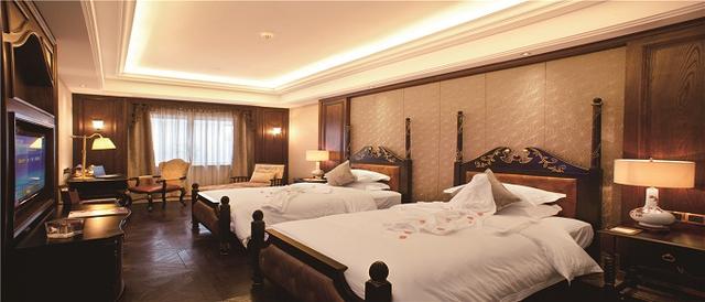 乌镇枕水酒店和望津里酒店哪家好,乌镇住宿古宅