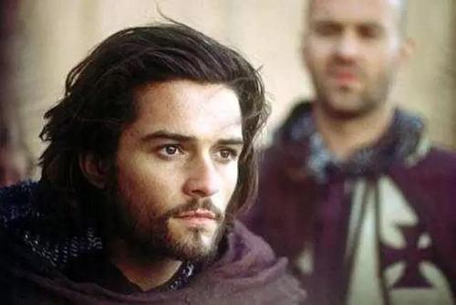 *社会反**角色专业户，爱德华诺顿，奉献惊艳表演，史诗最具魅力帝王