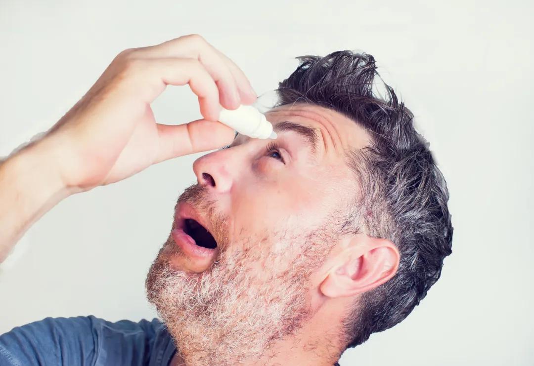 眼睛垃圾清理过程,大脑清理垃圾的过程