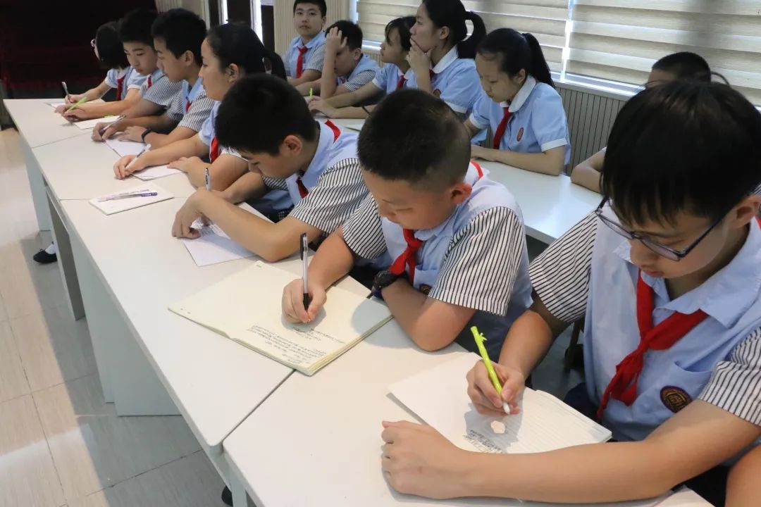 当警察遇到学生时代的老师,当警察遇到政法大学学生