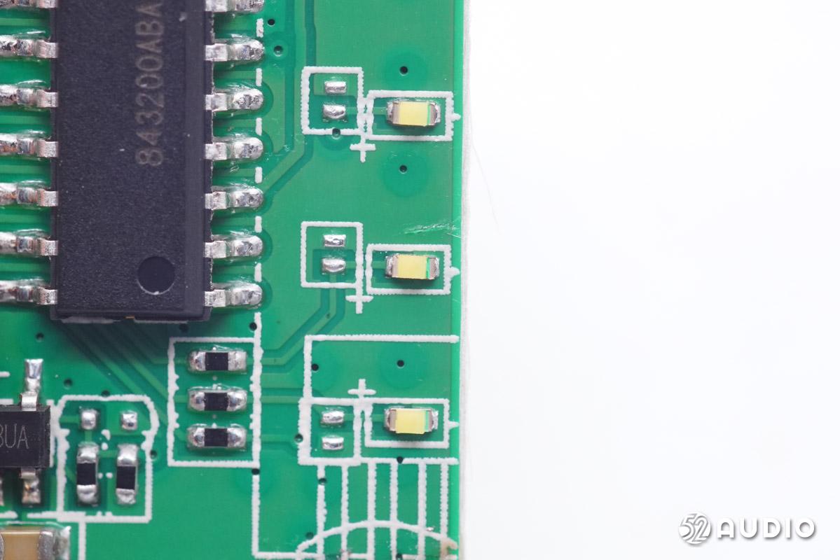 降噪真无线耳机jbl,轻量化监听耳机