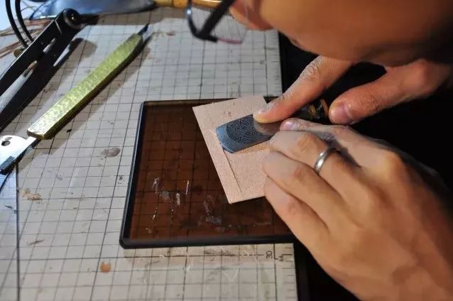 钱包夹包的制作,钱包制作教程真皮包边