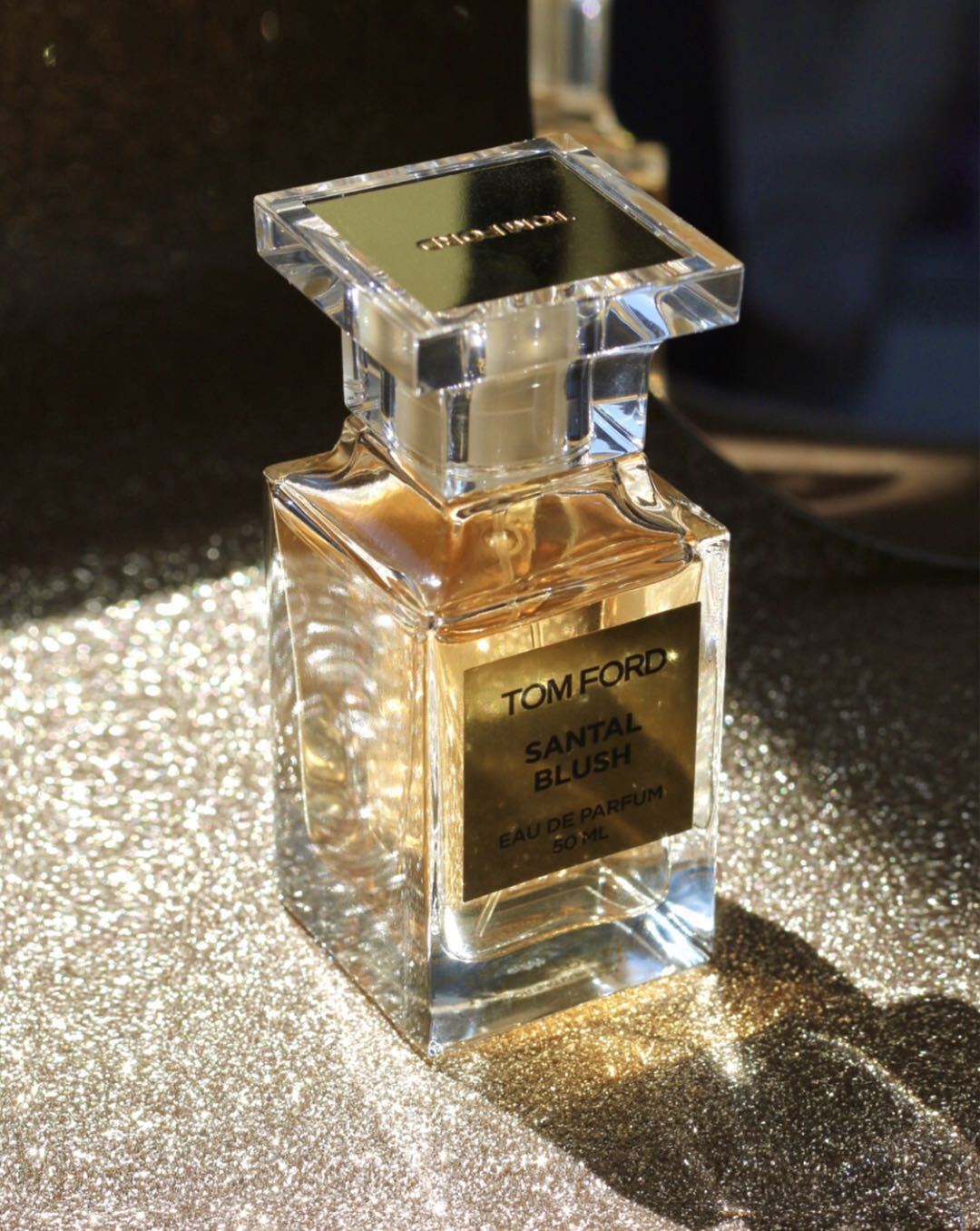 闻起来让人觉得温暖的香水 (闻起来温柔又贵的香水)