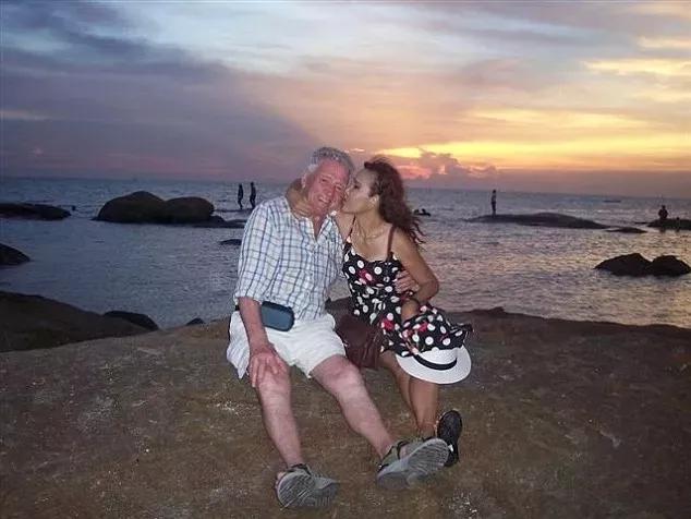 这里租妻合法，艾滋指数全球第一，每年竟还有3000万人要去