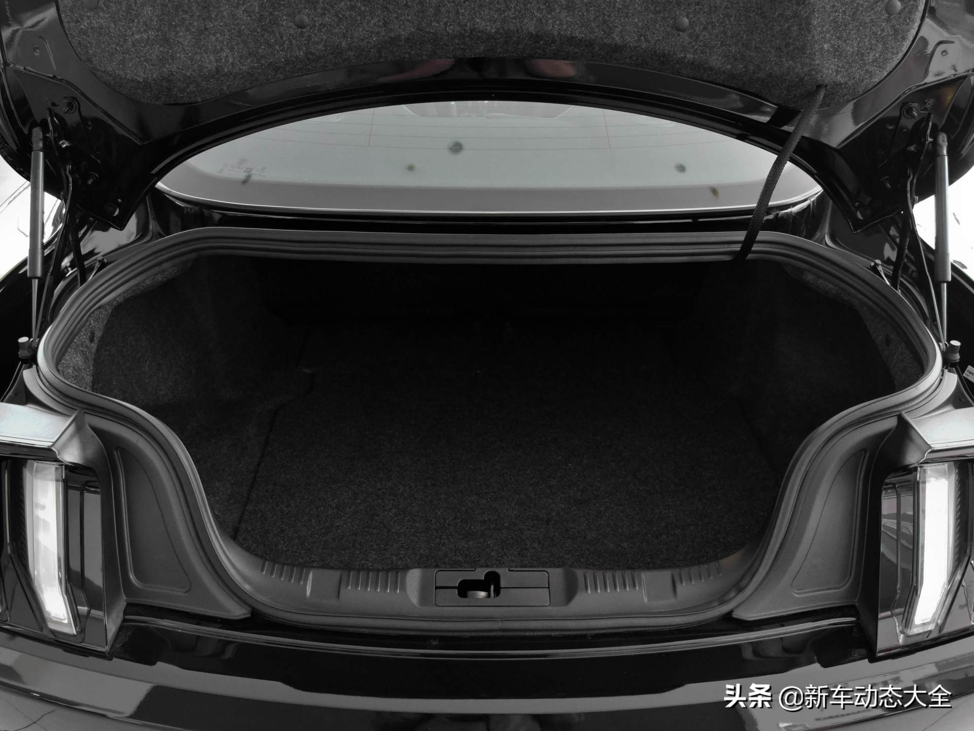 入门级便宜跑车,入门跑车推荐1万左右