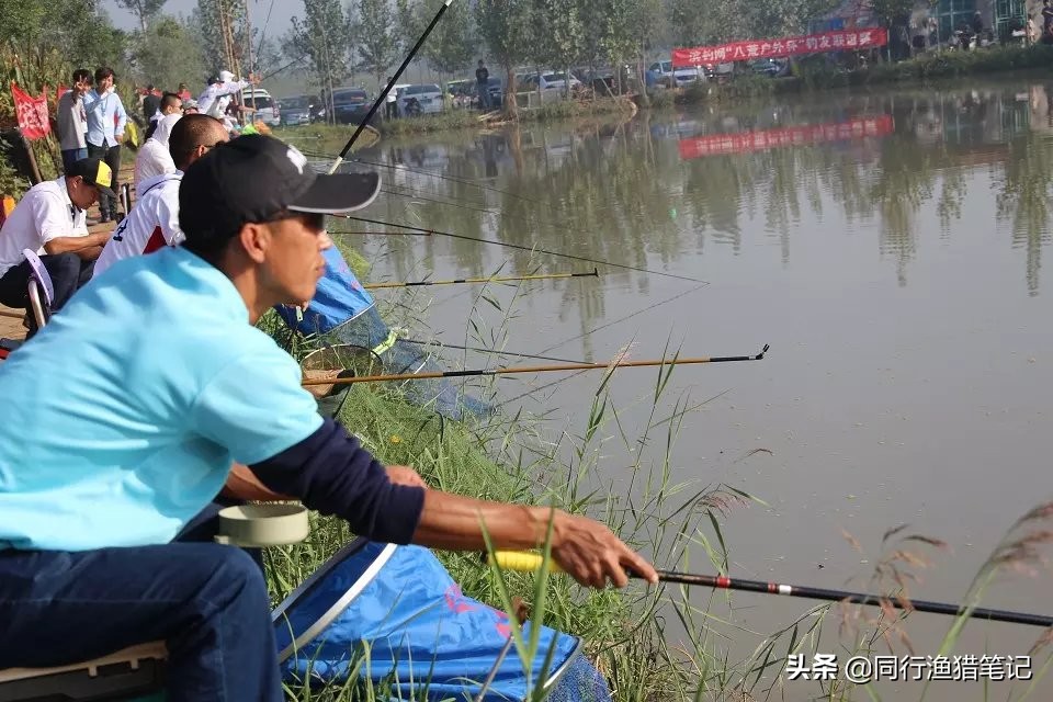 天冷钓鱼需要哪些保暖装备,钓鱼天冷必备哪些防寒物品