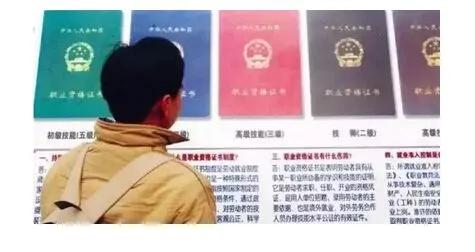 15万的二手车贩子能挣多少,一个二手车15万车贩子能挣多少钱