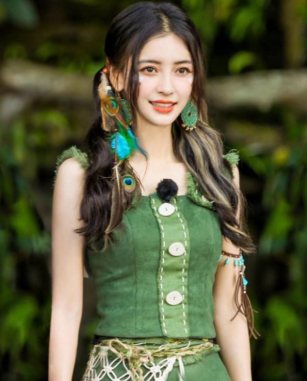 baby戴眼罩,baby鼻梁变化