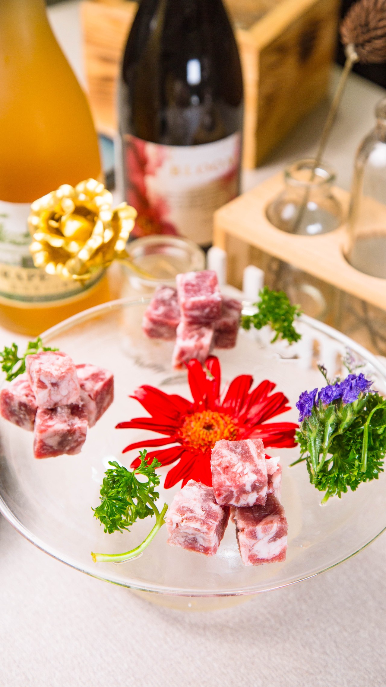 降温了适合吃点什么,一锅鲜香软嫩的花胶鸡火锅