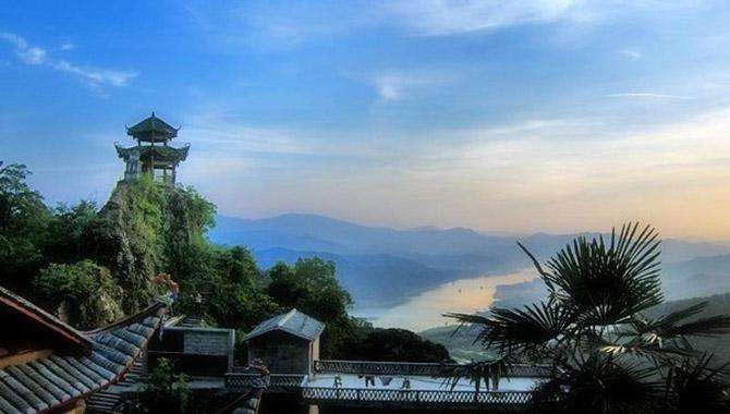 鏇炬皬鍥藉缁忓吀璁插爞,鏇炬皬鏄撳璇惧爞璁查姘寸鍥涢泦