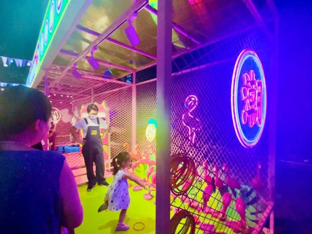 最美车站、漫天星河、情侣游戏...快去解锁这场七夕的专属甜蜜！