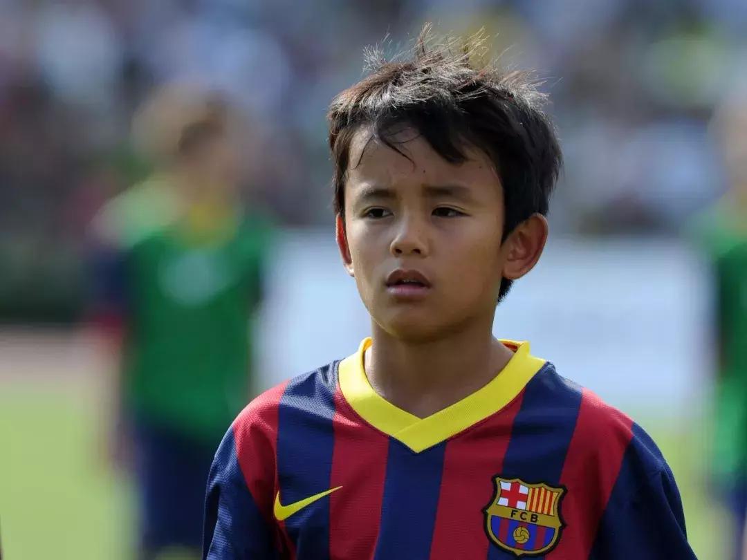 年少成名的足球球星,年少成名的球员