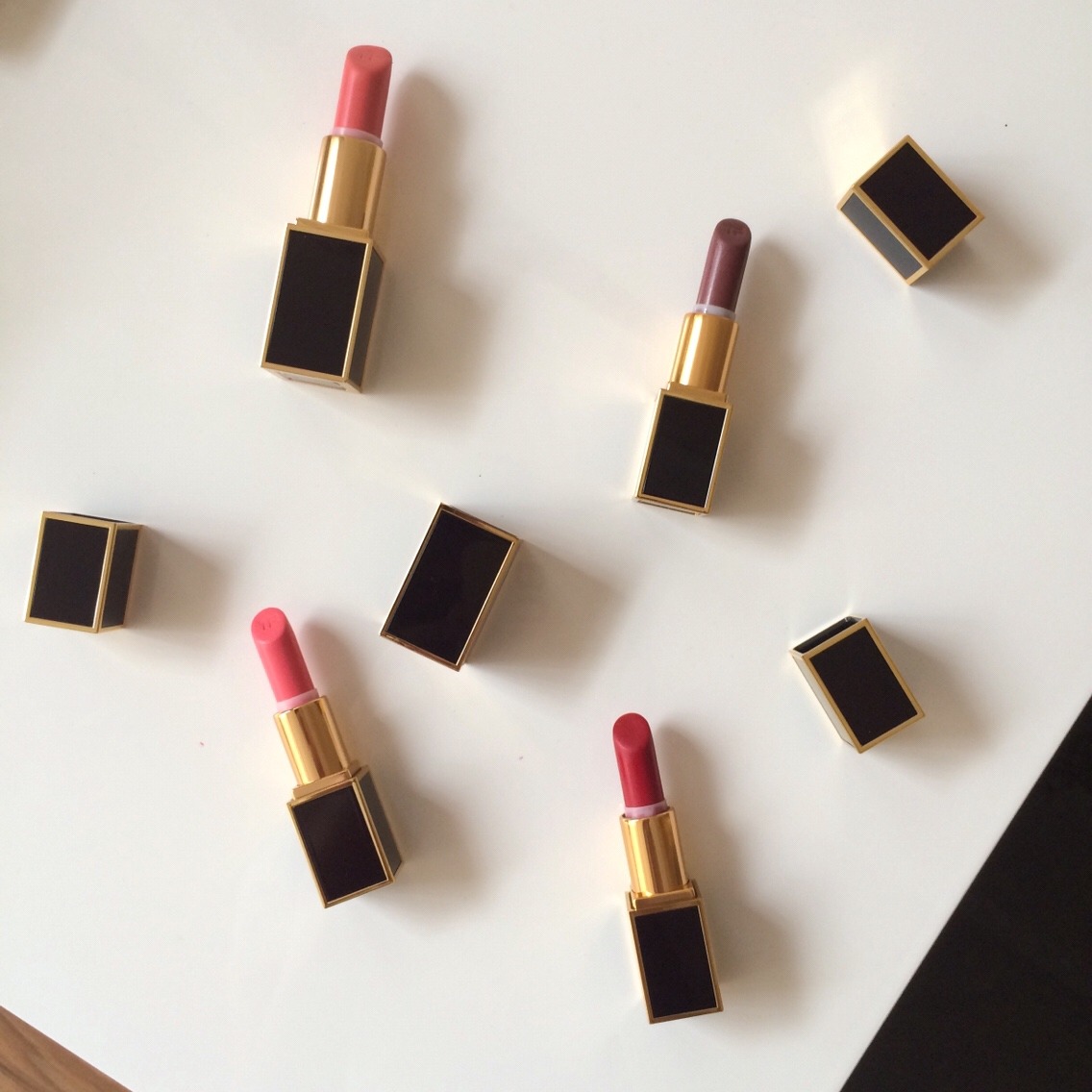 最简单的口红自制教程,自制简单又好看的口红