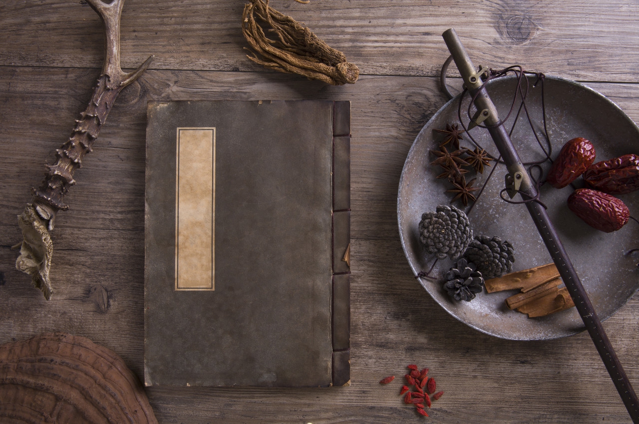 肝脏不好磨牙说梦话,磨牙说梦话身体缺什么