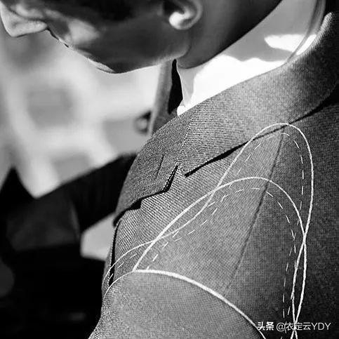 衣定云YDY动态｜如何判断定制西装