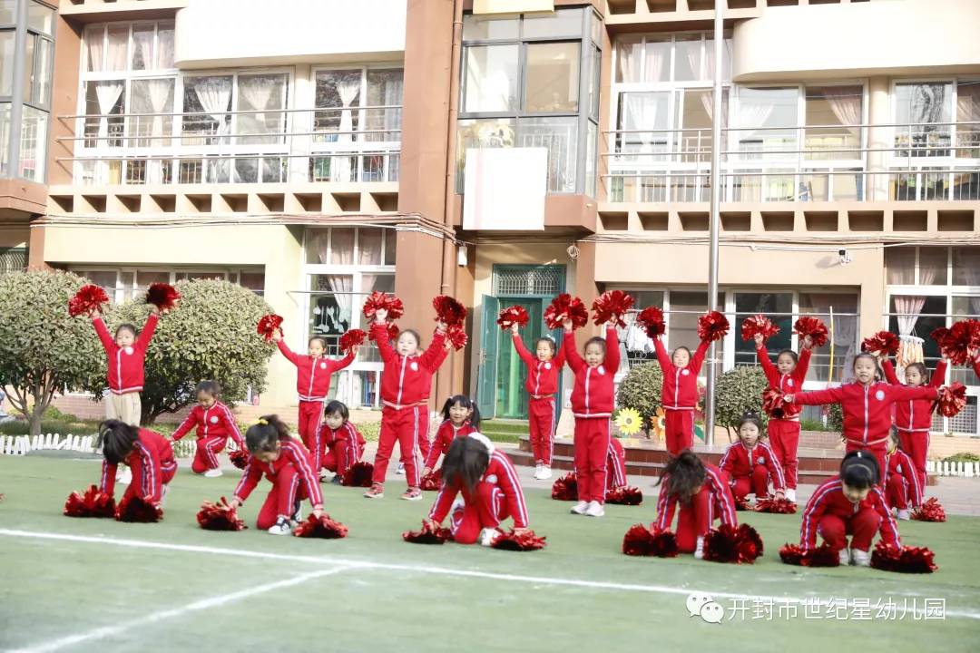 幼儿园足球运动,运动速度与激情