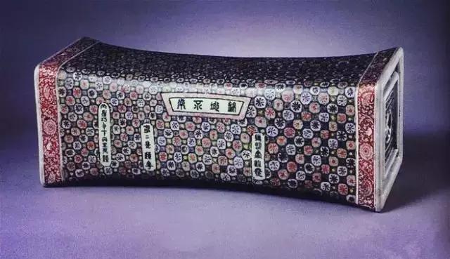 古代人为什么睡那么硬的瓷枕,古人睡觉真的都用瓷枕吗