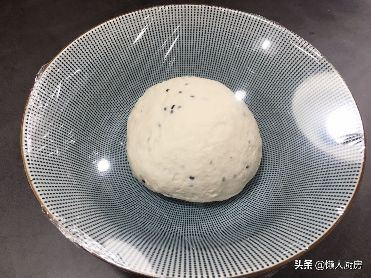 不用手和面做的发面小馒头,两种发面小馒头的做法