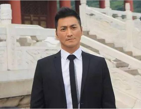 展昭何家劲行侠仗义片段,南侠展昭何家劲个人简历