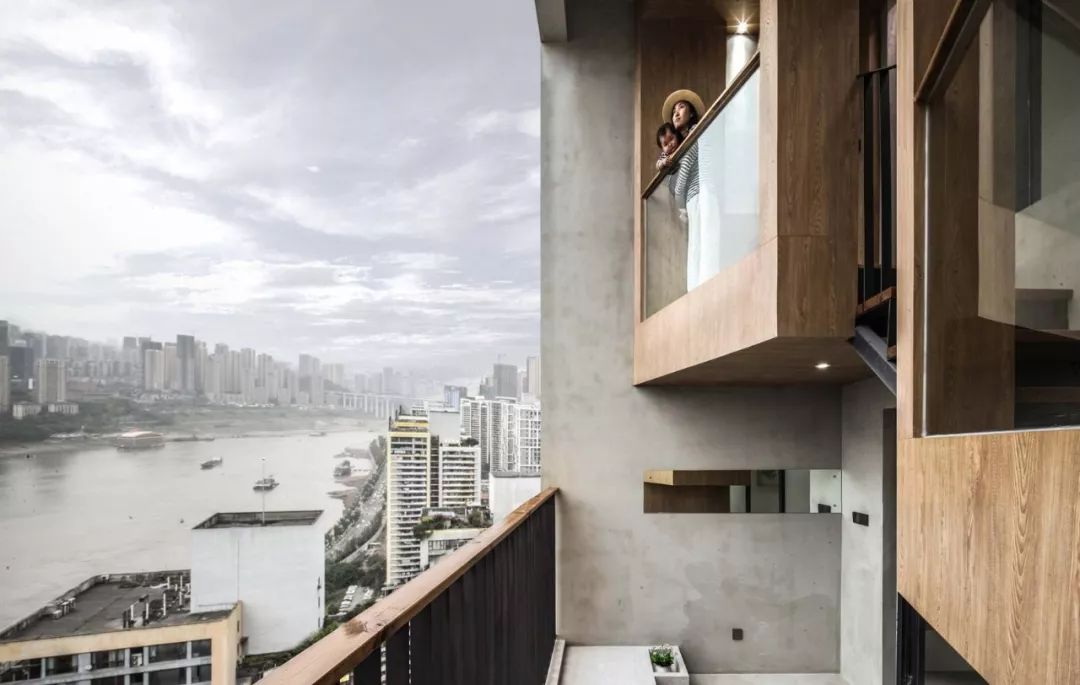 居民楼旧房改造成民宿风格,爆改旧楼成民宿