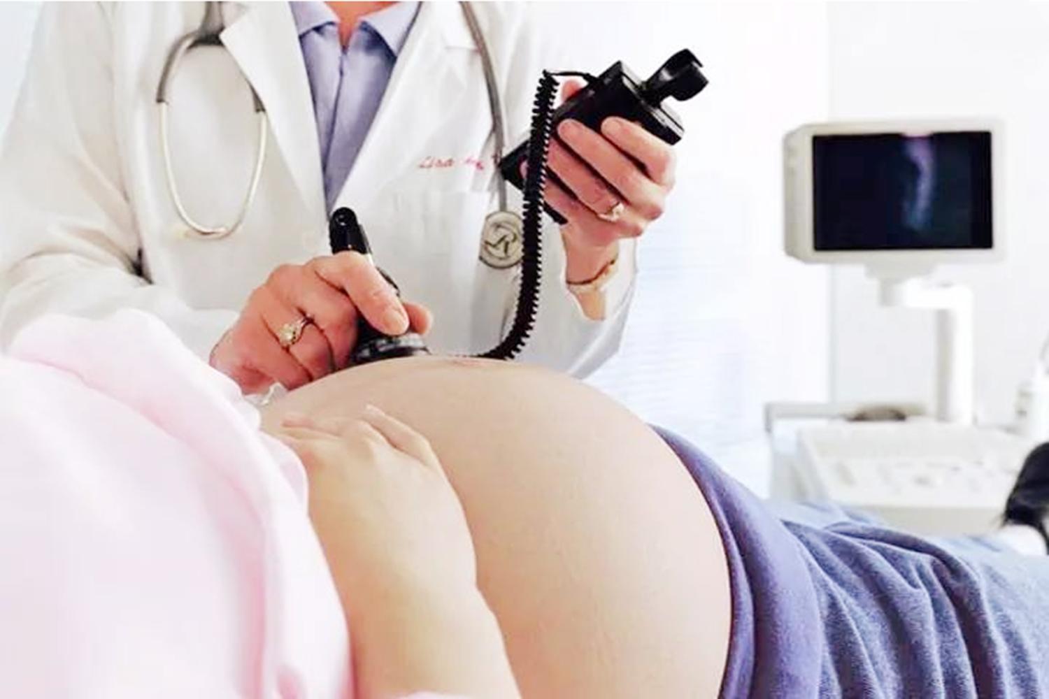 二胎显怀早和晚跟性别有关吗,显怀早和晚跟性别有关吗