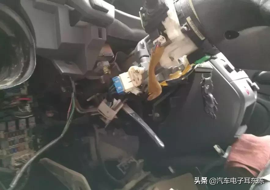 汽车方向盘喇叭不响是什么故障,货车喇叭不响故障排查检测