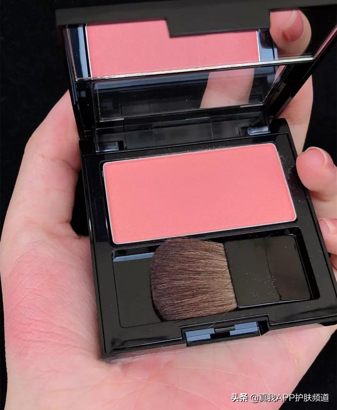 破产？品质和性价比兼具的露华浓，是你不能错过的宝藏品牌