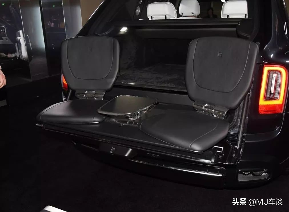 亲身体验劳斯莱斯，300多万的豪华堡垒开起来是什么感觉？