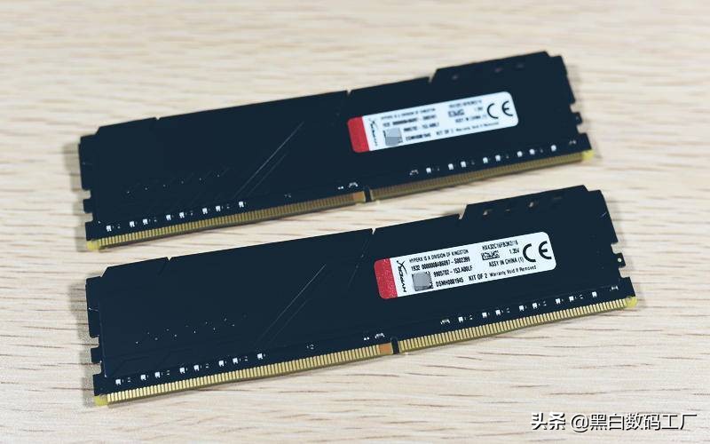 金士顿雷电3600内存是什么颗粒,金士顿雷电2400内存颗粒