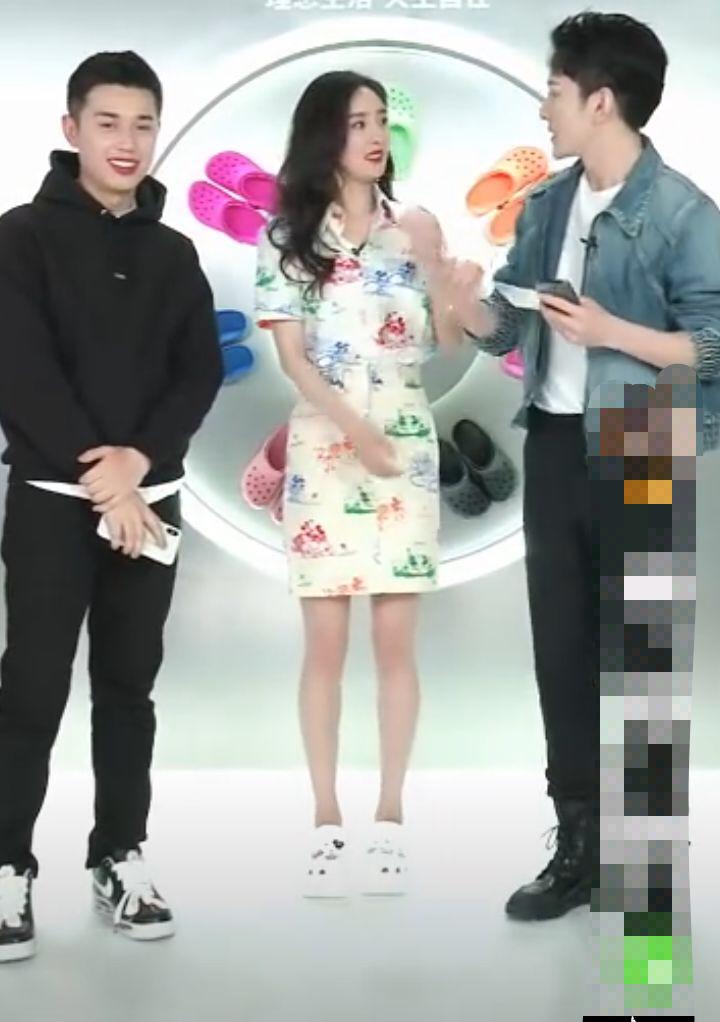 李佳琦直播回顾杨幂,杨幂在李佳琦直播间穿的什么鞋子