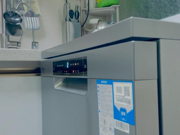 洗碗机怎么选择是最合适的,洗碗机选购攻略