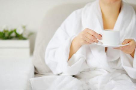 宝宝母乳少不够吃怎么办才好,宝宝母乳不够怎么添加奶粉