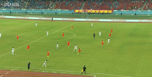 国足3:1完败越南中国足球路在何方,论国足1比3惨败越南