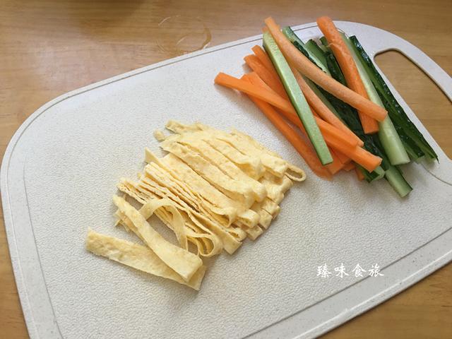 正宗米饭卷配方及做法,简易的米饭卷做法