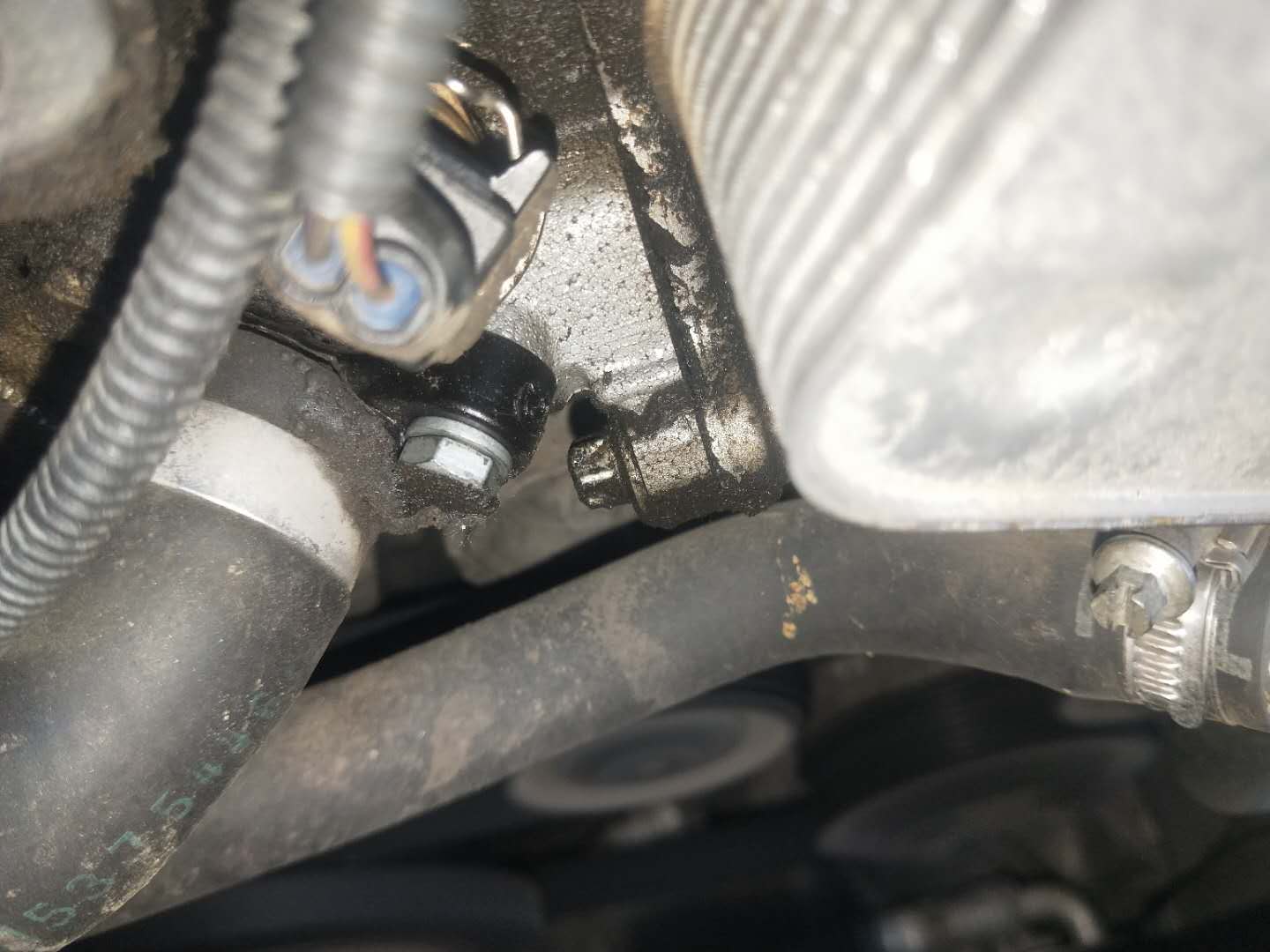 宝马发动机漏油维修,宝马发动机漏油的终极解决方案