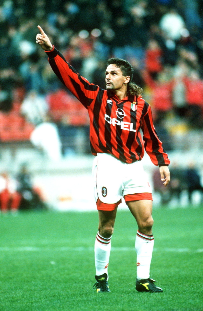 罗伯特巴乔个人简介,教授的球迷忧郁王子罗伯特巴乔