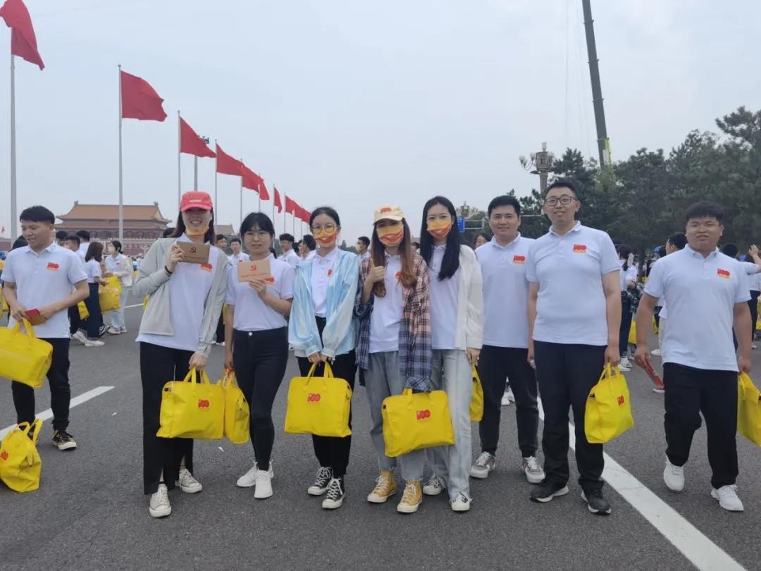 浙大学霸寝室四位姑娘全部保研,北科大学霸宿舍全员保研