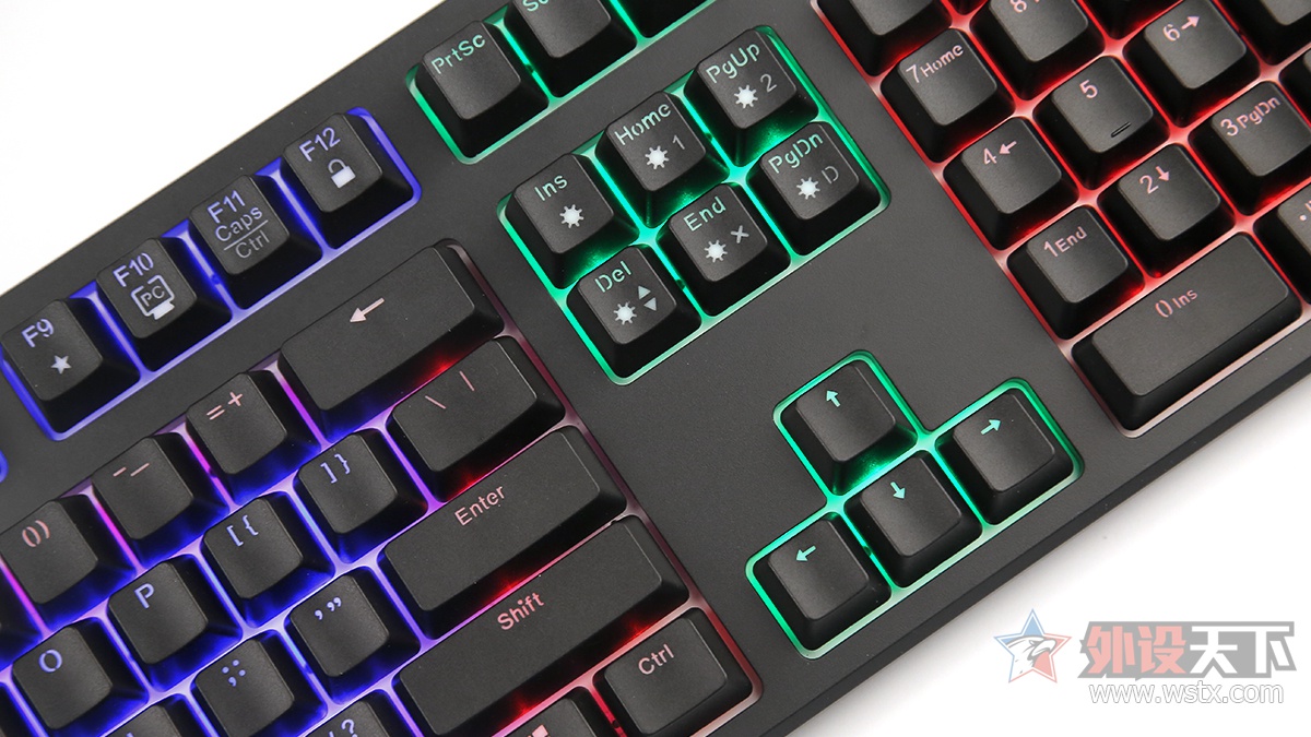 机械键盘rgb灯和混光哪种好,旗舰级rgb键盘