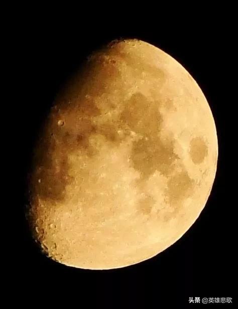 月亮到底在远离地球还是接近地球,月亮为什么会每年远离地球