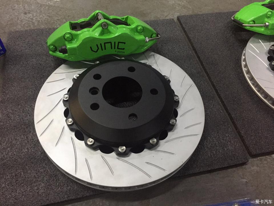 宝马3系换tei刹车,宝马3系的自动刹车功能测试