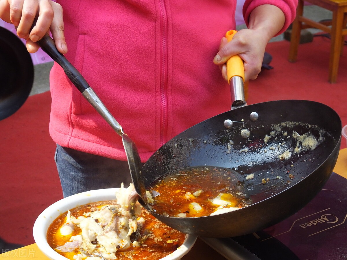 中秋节，意外挖掘了一款好酒——金樽吟。喜欢喝酒的你，值得一试