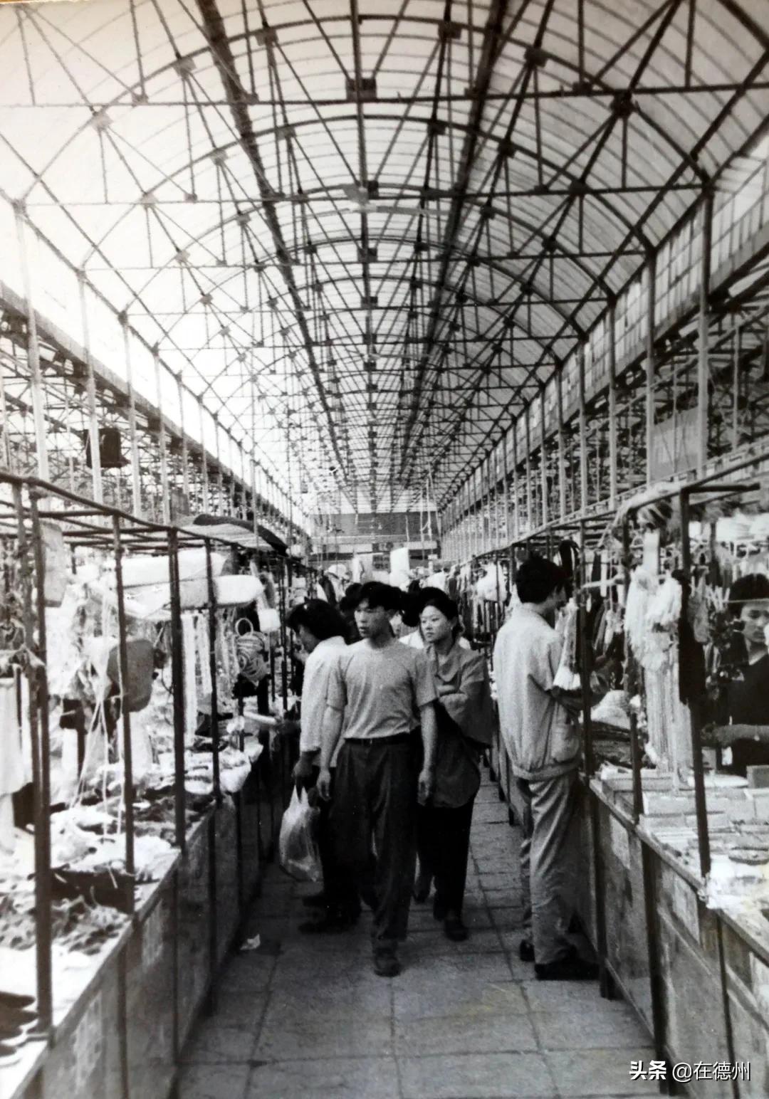 再一次来到城隍庙曾经奋斗的地方,最后看一眼告别什么梗