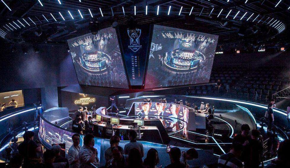 met中国队伍退赛画面,met中国战队集体退赛