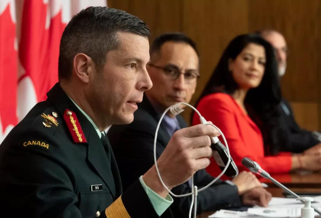 特鲁多弟弟反疫苗被喷上热搜BC省定了：让流浪汉先接种